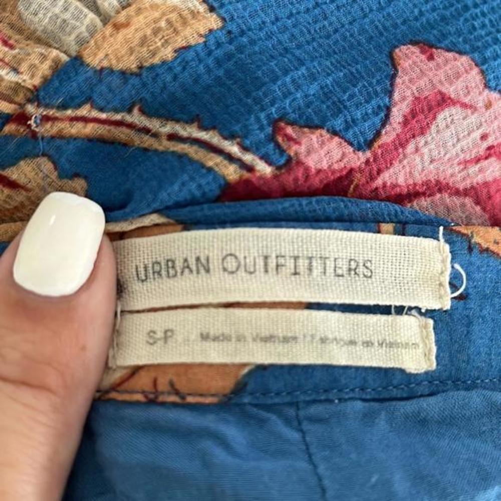 Urban outfitters blue flower mini‎ skirt - Picture 4 of 6